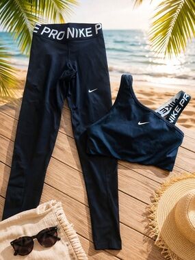 Nike Black Women's Leggings and Asymmetric Sports Bra Set